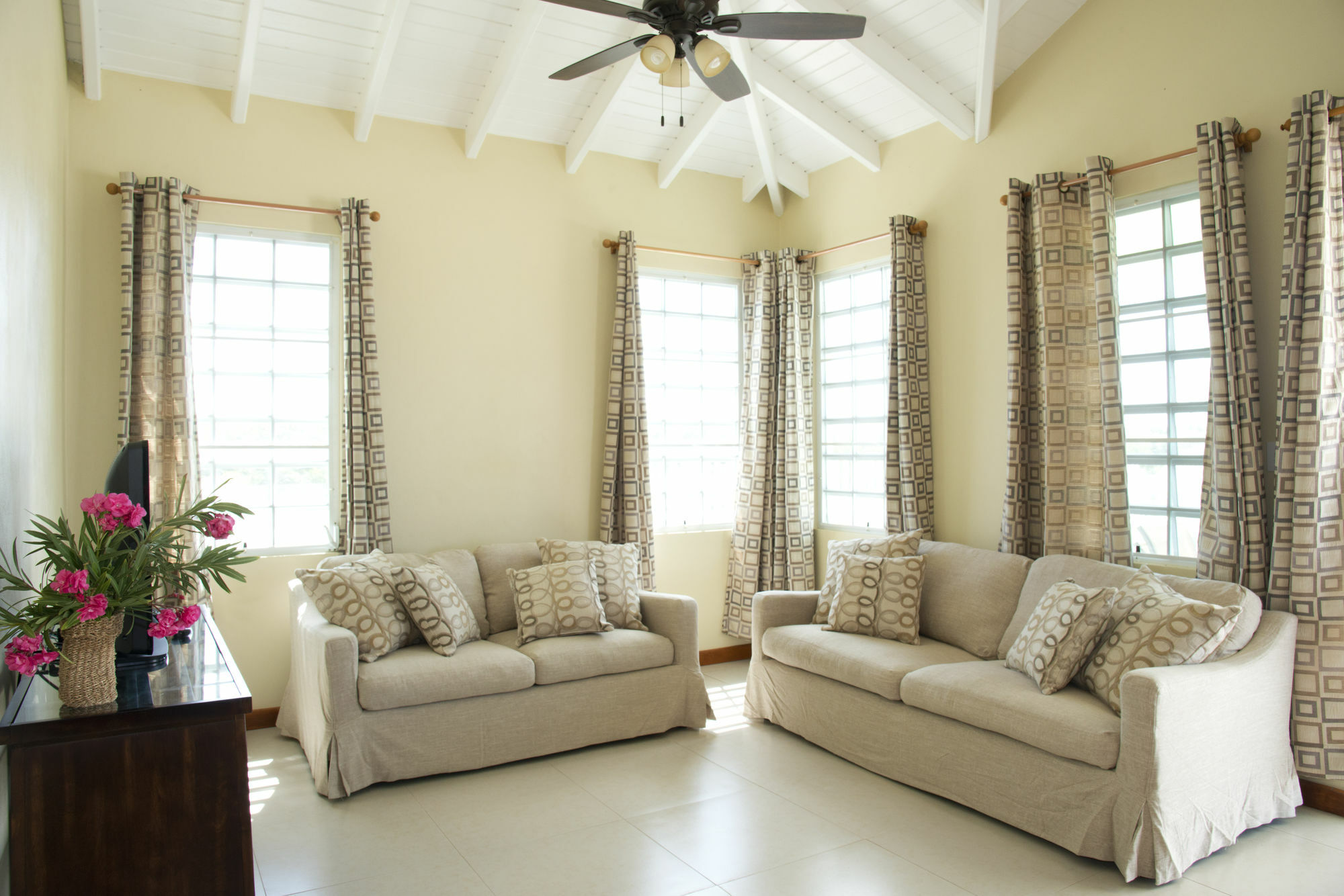 Sea Grape Villas The Settlement Bagian luar foto